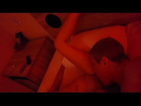 ❤️ Slikker den våte fitta mi. Jævla video ved no.sexygirlspics-com.ru ❌️❤