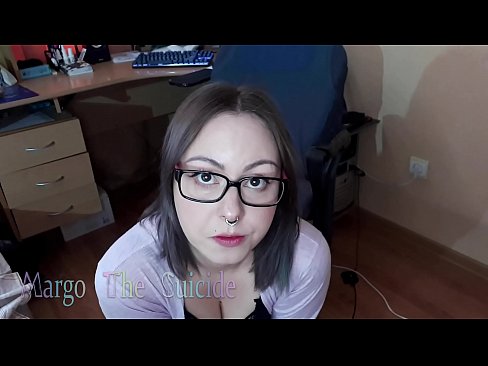 ❤️ Sexy jente med briller suger dildo dypt på kamera Jævla video ved no.sexygirlspics-com.ru ❌️❤